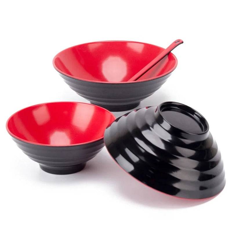Melamine Noodles Bowl - Black Red, 17 cm with glossy red interior and ribbed black exterior, ideal for serving soups and noodles.