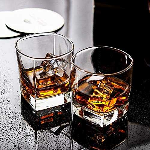 Two Square Clear Whisky Glasses 340 ml with whisky and ice, highlighting their modern square base and crystal-clear finish.