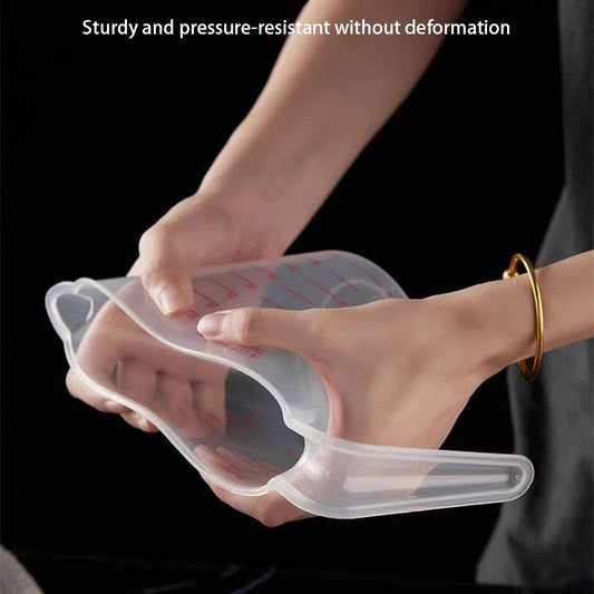 Plastic Measuring Cup