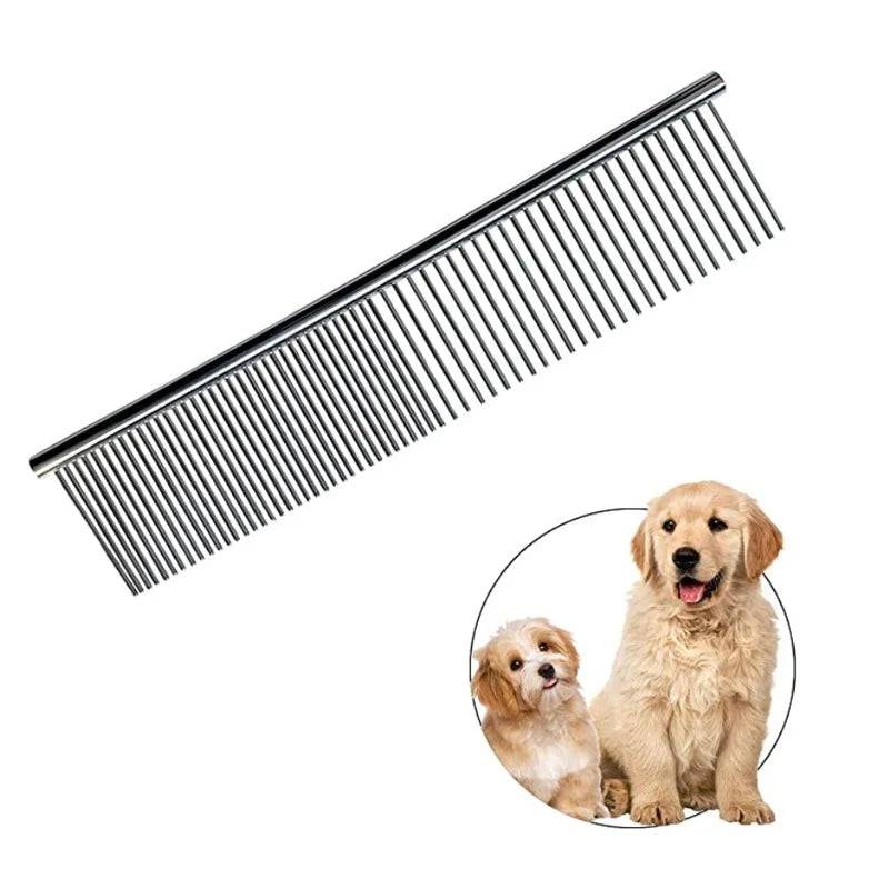 Pet Comb Steel - Dog Grooming Comb 19cm with stainless steel teeth, ideal for detangling and removing debris from dog fur. Shown with two dogs.