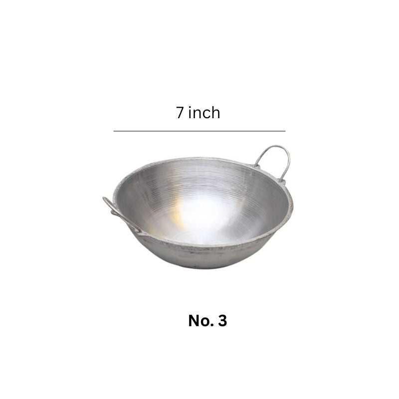 Aluminum Cooking Thachi No 3 for Professional Kitchens, 7-inch wok ideal for precise heat control in home and commercial cooking setups.