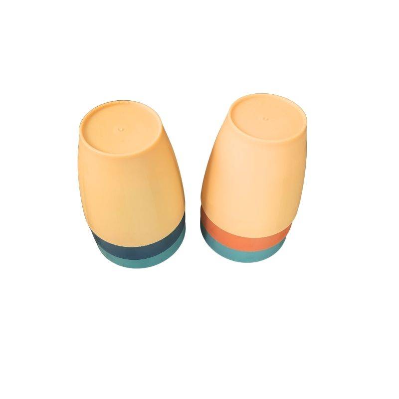 Plastic Cup Set