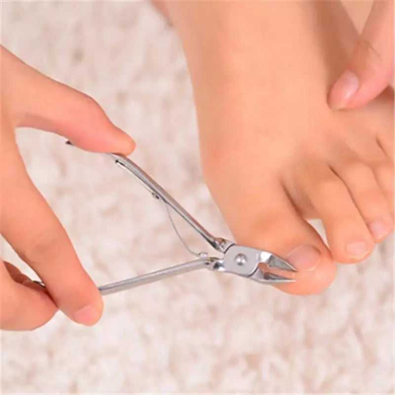 Toenail Clipper for Thick Toenails - Precise Trimming used on foot, ergonomic grip ensures safe, accurate trimming of thick toenails. Buy from Bamagate.com.