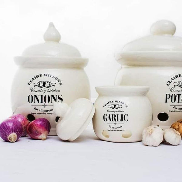 Country Kitchen Garlic Storage Jar